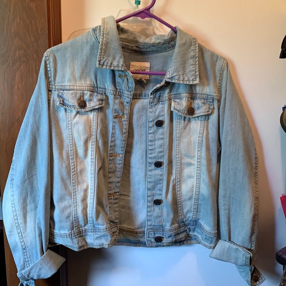 Jean jacket - Picture 1 of 1